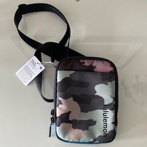 Lululemon “Easy Access Crossbody”